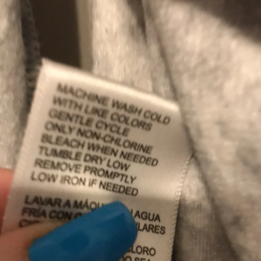 Very soft, gray P.J. Set, dancing snowflakes on both sides - Picture 6 of 6